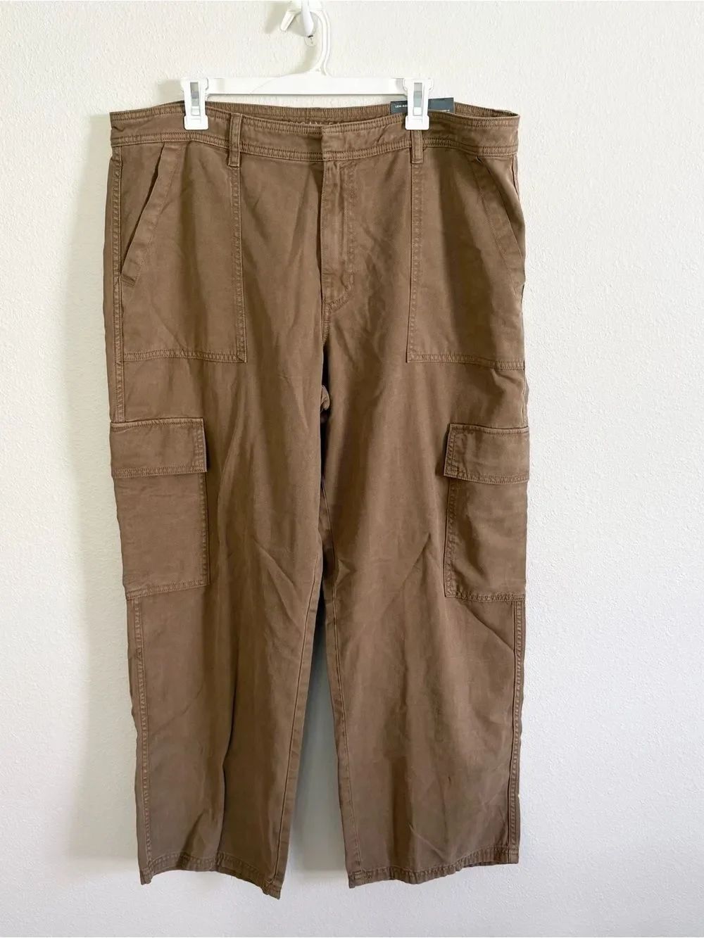 NWT American Eagle Ex Boyfriend Pant Khaki Cargo Women’s Low Rise Size 18R